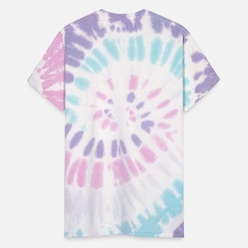 A golden heart surrounded by red and pink roses.