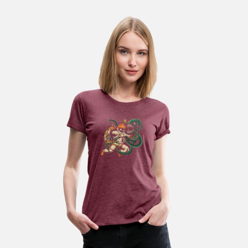 ASTRONAUT FIGHTS OCTOPUS Classic T-Shirt