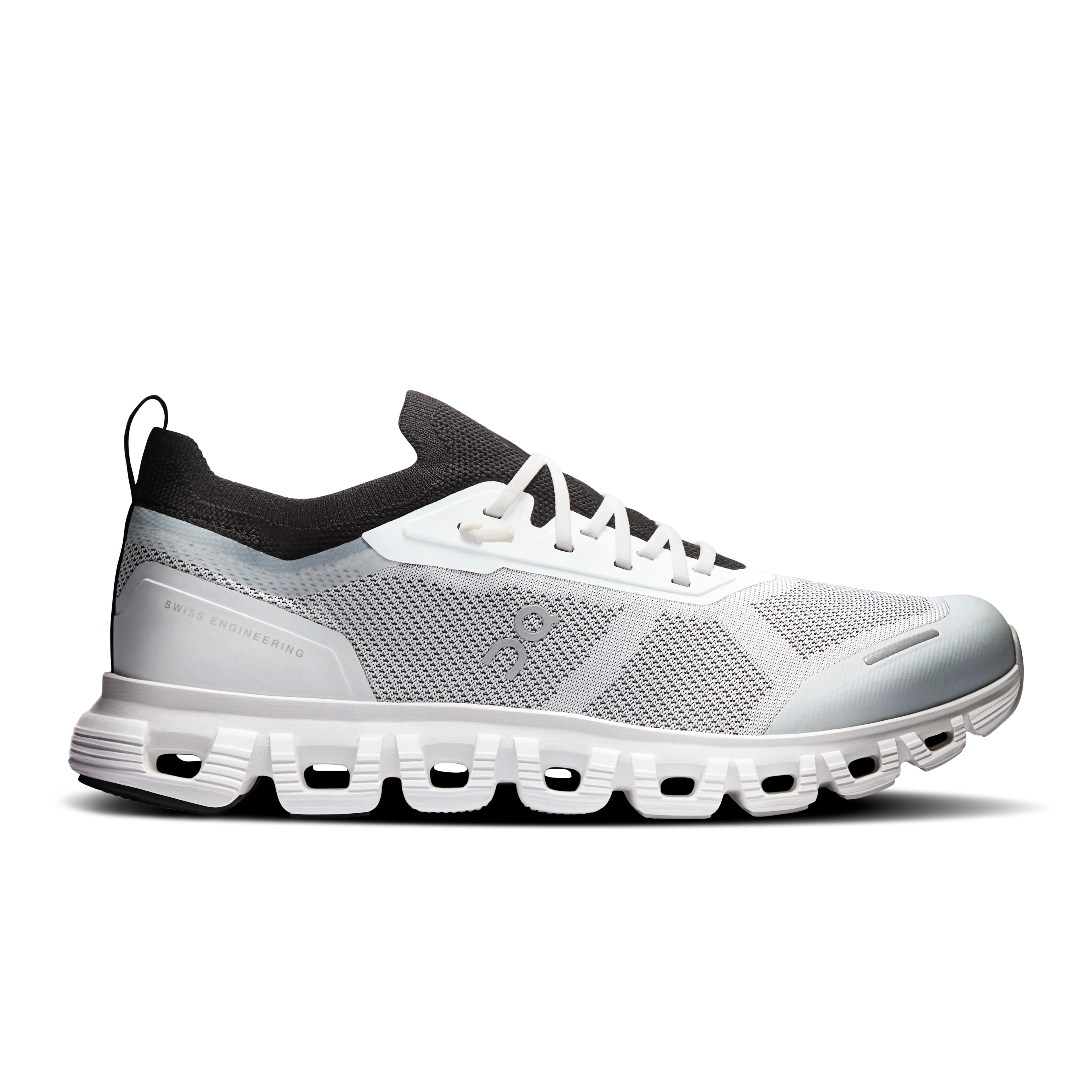 Cloud 6 Versa White | Black